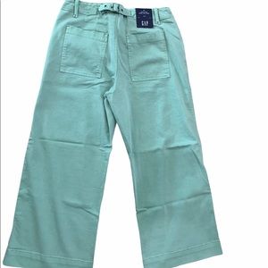 Gap High Rise Wide-Leg Crop stretch size 12